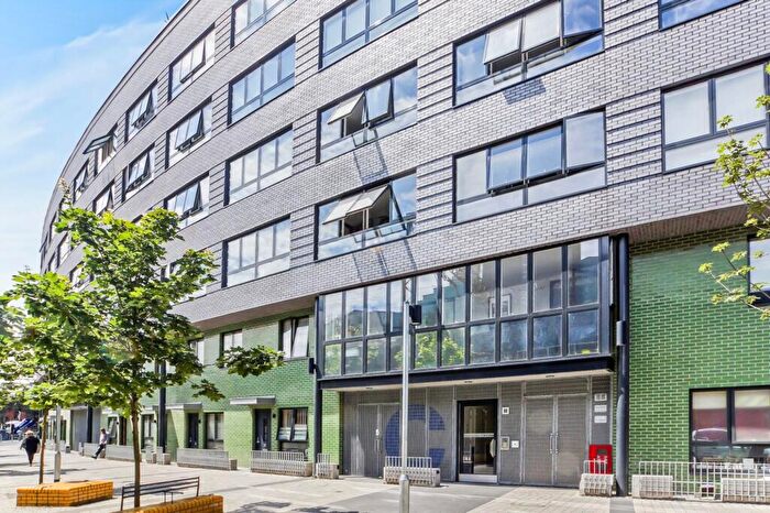 1 Bedroom Flat For Sale In Mint Street, Cotherstone Court, E2