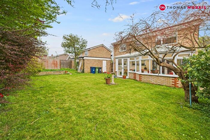 4 Bedroom Detached House For Sale In Milton Avenue, Eaton Ford, St. Neots, Cambridgeshire, PE19