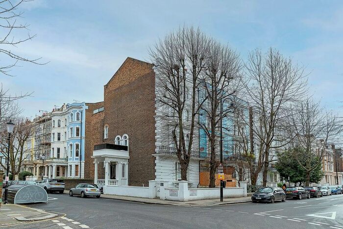 Studio To Rent In Colville Road, Notting Hill, London, W11