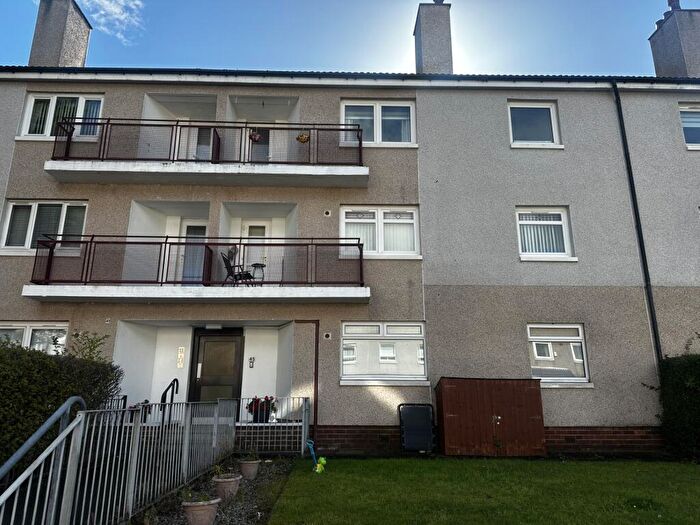 2 Bedroom Flat To Rent In Arnprior Road, Glasgow, G45