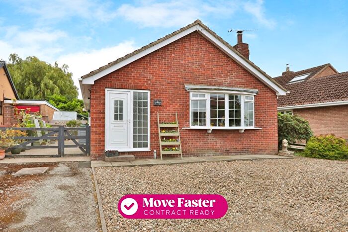 2 Bedroom Bungalow For Sale In Main Street, Brandesburton, Driffield, YO25