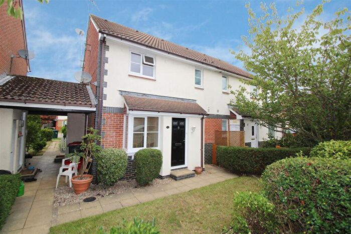 1 Bedroom End Of Terrace House To Rent In Maidenbower, Crawley, RH10