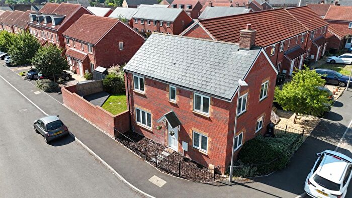 3 Bedroom Detached House For Sale In Warren Way, Sherborne, DT9