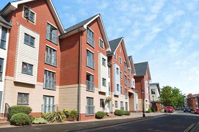 2 Bedroom Flat For Sale In St. James's Street, Portsmouth, Hampshire, PO1