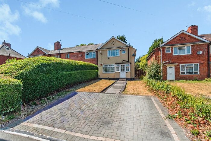 3 Bedroom End Of Terrace House For Sale In Willenhall Street, Wednesbury, WS10
