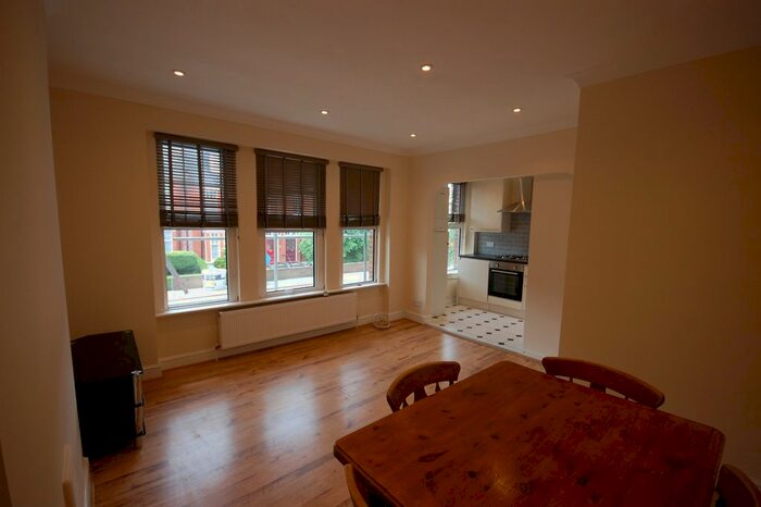 2 Bedroom Flat To Rent In Ridge Road, Crouch End, N8