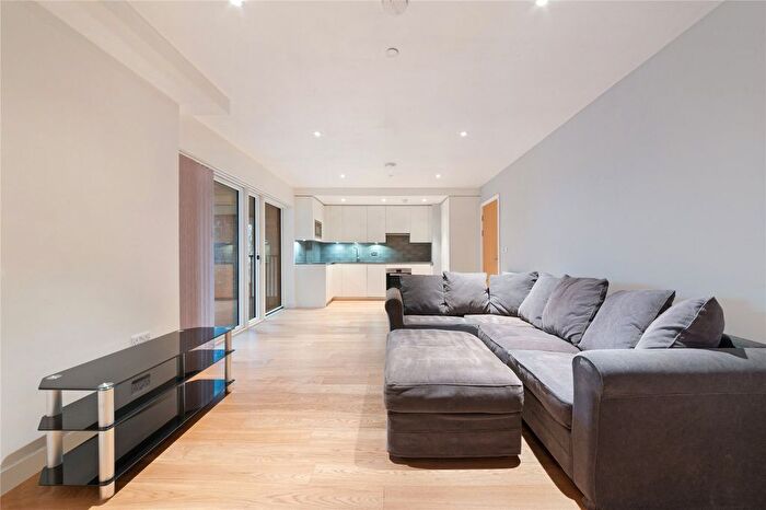 1 Bedroom Flat To Rent In Maud Street, London, E16