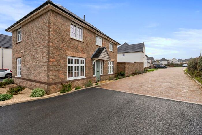 3 Bedroom Detached House To Rent In Caesars Court, Okehampton, EX20