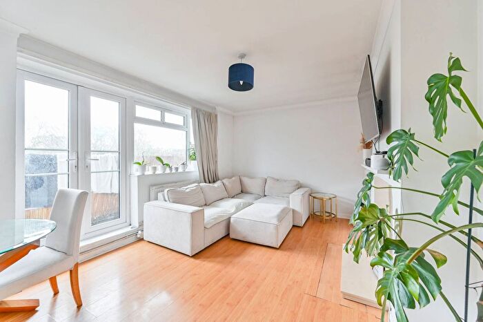 1 Bedroom Flat For Sale In Spencer Road, Wandsworth, London, SW18