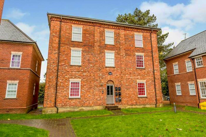 1 Bedroom Apartment To Rent In Barham Lodge, Buckingham, MK18