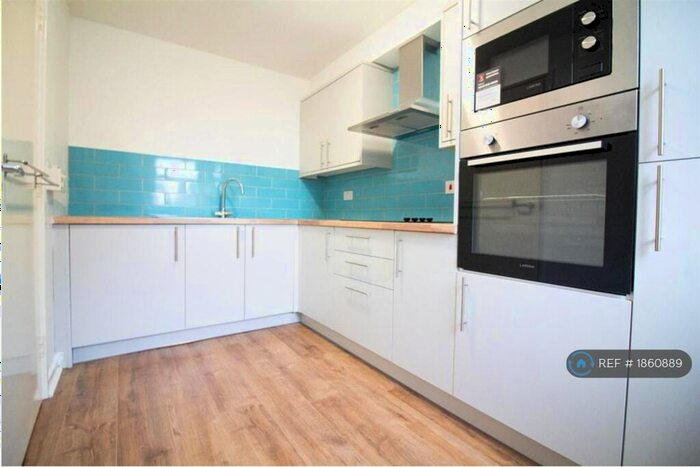 1 Bedroom Flat To Rent In Teal Close, Newcastle Upon Tyne, NE7