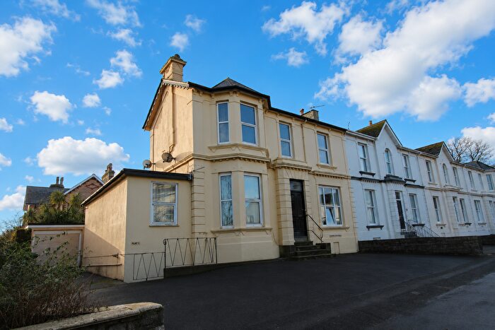 2 Bedroom Flat To Rent In Grosvenor Road, Paignton, TQ4