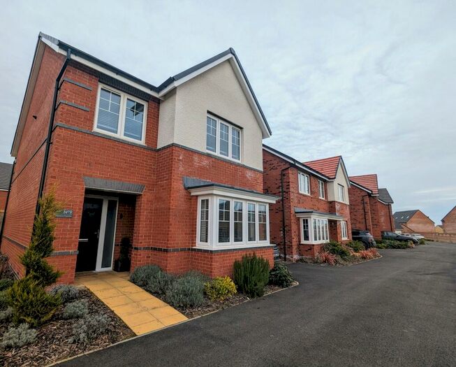 4 Bedroom Detached House To Rent In Hanwood Park Avenue, Barton Seagrave, NN15