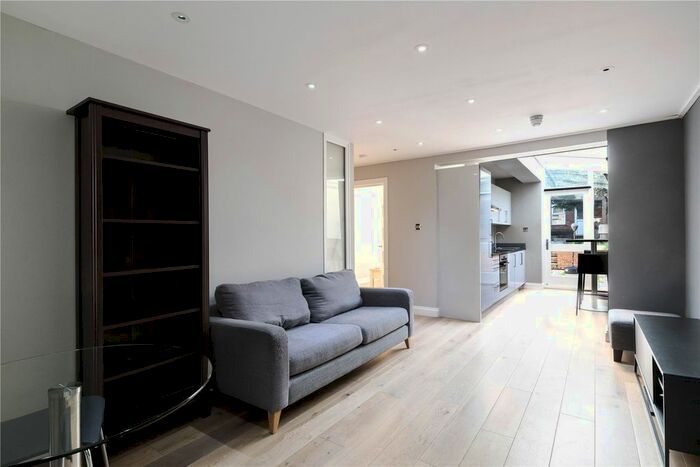 1 Bedroom Flat To Rent In Randolph Avenue, Maida Vale, London, W9