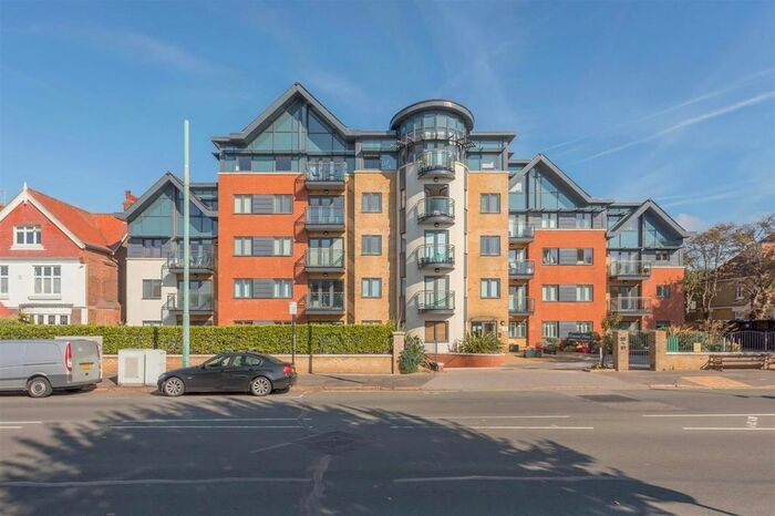 2 Bedroom Flat To Rent In New Church Road, Hove, BN3