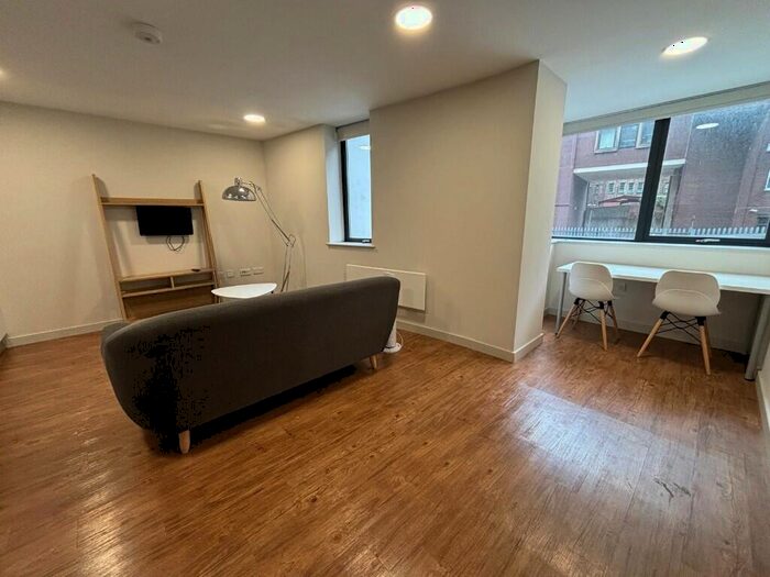 1 Bedroom Apartment To Rent In Holman House, Queen Street, Sheffield, S1