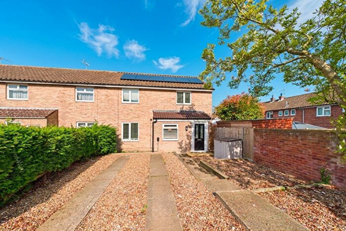 4 Bedroom End Of Terrace House For Sale In Fir Road, Thetford, IP24