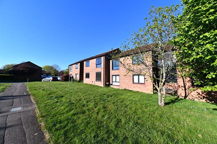 1 Bedroom Flat For Sale In Blakeney Road, Stevenage, SG1