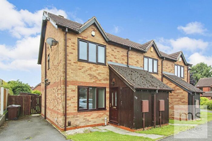 2 Bedroom Semi-Detached House To Rent In £pppw Heron Drive, Lenton, Nottingham, NG7
