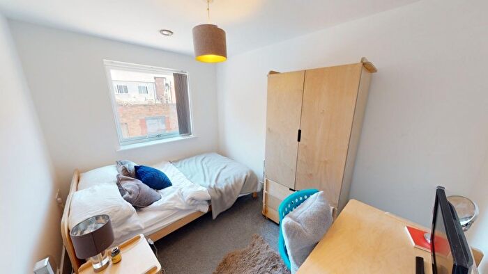 4 Bedroom Semi-Detached House To Rent In Huntingdon Street, Nottingham, NG1