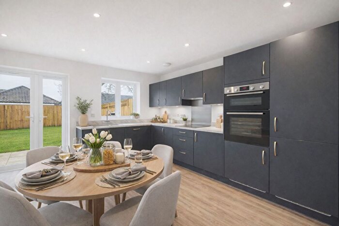 3 Bedroom Semi-Detached House For Sale In Luker Place, Romney Broadwalk, PO22