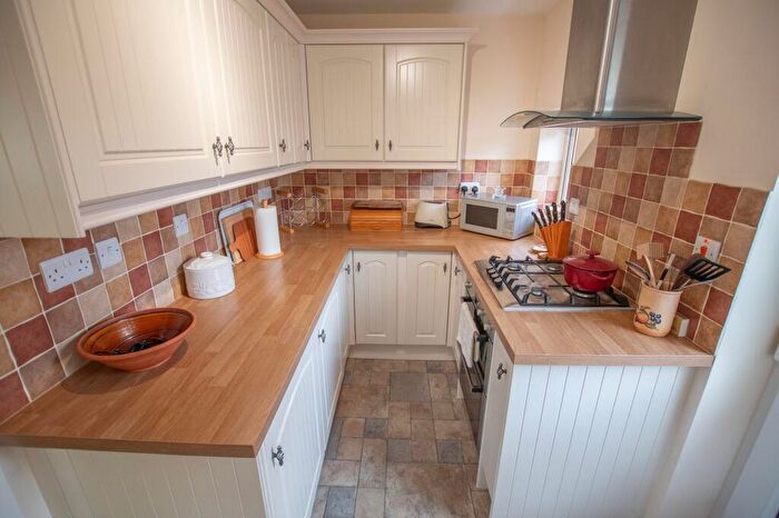 2 Bedroom Semi-Detached Bungalow For Sale In Culls Road, Normandy, GU3