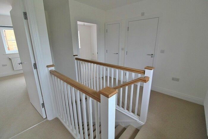 2 Bedroom Flat To Rent In Carey Lane, Waterlooville, PO7