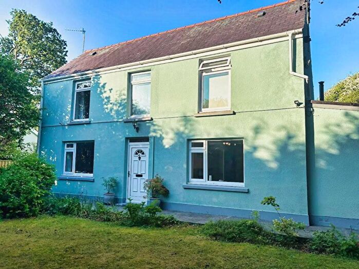 Detached House For Sale In Westfield Road, Saundersfoot, SA69