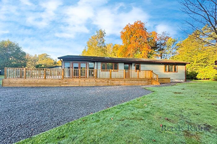 2 Bedroom Park Home For Sale In York Road, Escrick, York, North Yorkshire, YO19