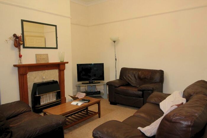 3 Bedroom Terraced House To Rent In Bulmer Street, Preston, Lancashire, PR2