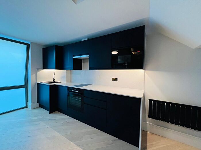 1 Bedroom Studio To Rent In Arka House, High Road, Whetstone, London, N20