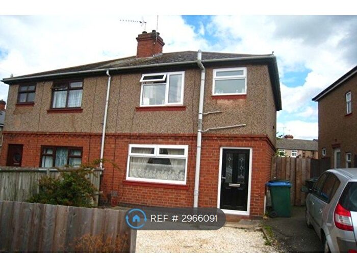 3 Bedroom Semi-Detached House To Rent In Carter Road, Coventry, CV3