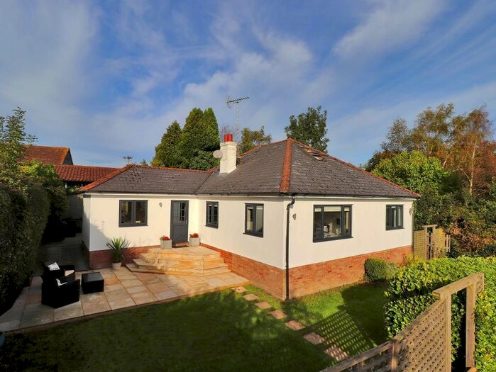 3 Bedroom Detached House For Sale In Standen Street, Iden Green, Kent TN17