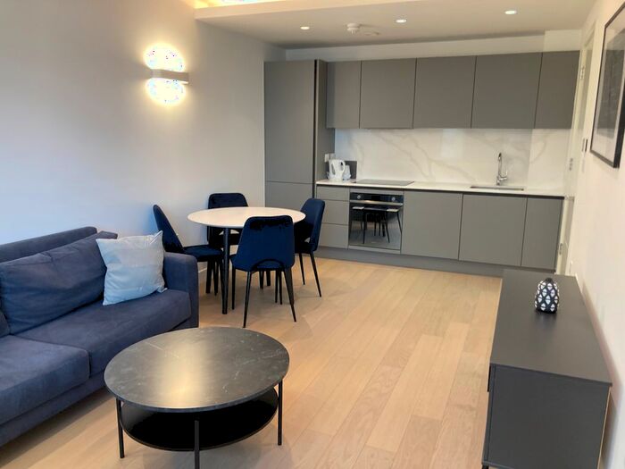 1 Bedroom Flat To Rent In Very Near New Horizons Court Area, Brentford, TW8