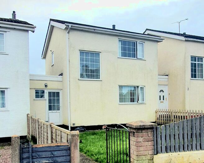 2 Bedroom Link Detached House For Sale In Nant Y Felin, Pentraeth, LL75