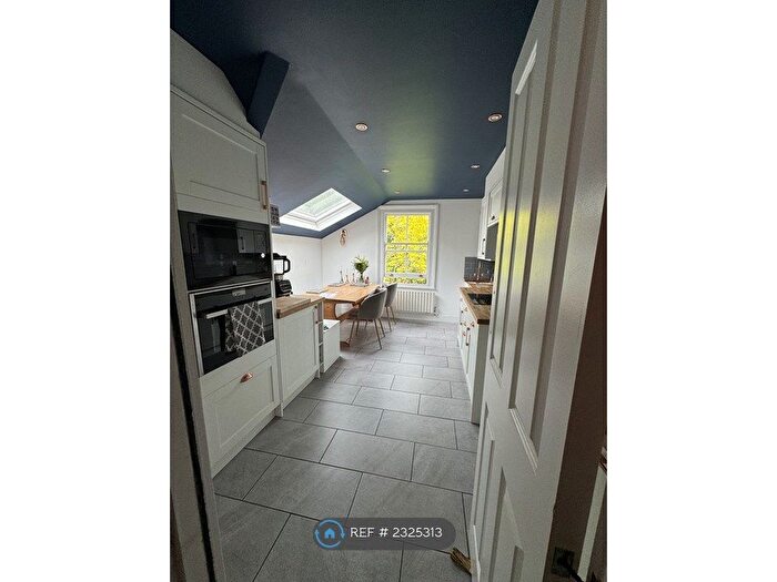 1 Bedroom Flat To Rent In Dennington Park Road, London, NW6