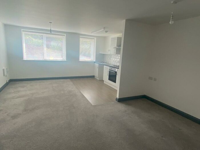 Studio To Rent In Browns Green, Birmingham, B20