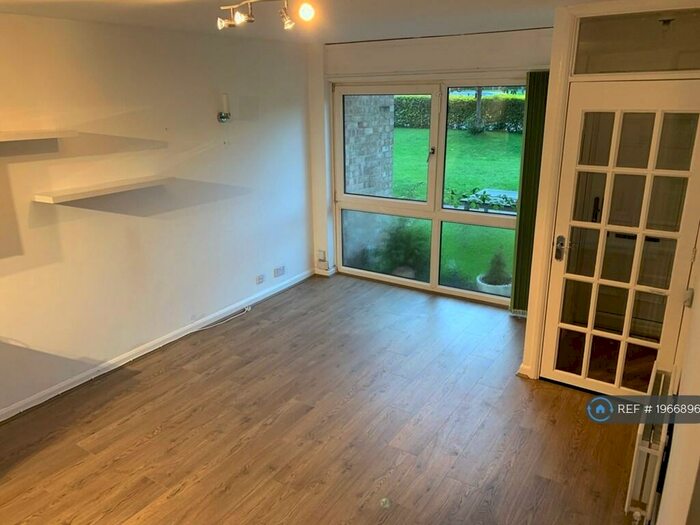 1 Bedroom Flat To Rent In Bedford Road, Letchworth, SG6