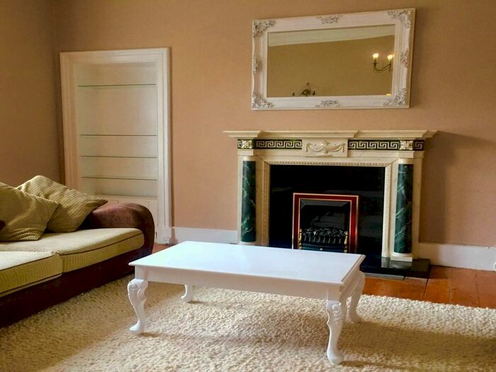 2 Bedroom Flat To Rent In Hawkhill, Dundee, DD2