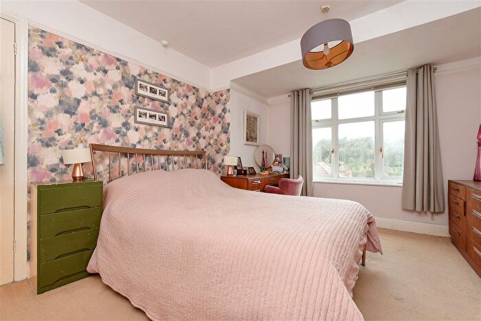 3 Bedroom Terraced House For Sale In Farningham Crescent, Caterham, Surrey, CR3