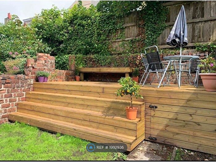 5 Bedroom Terraced House To Rent In Alexandra Terrace, Brynmill, Swansea, SA2