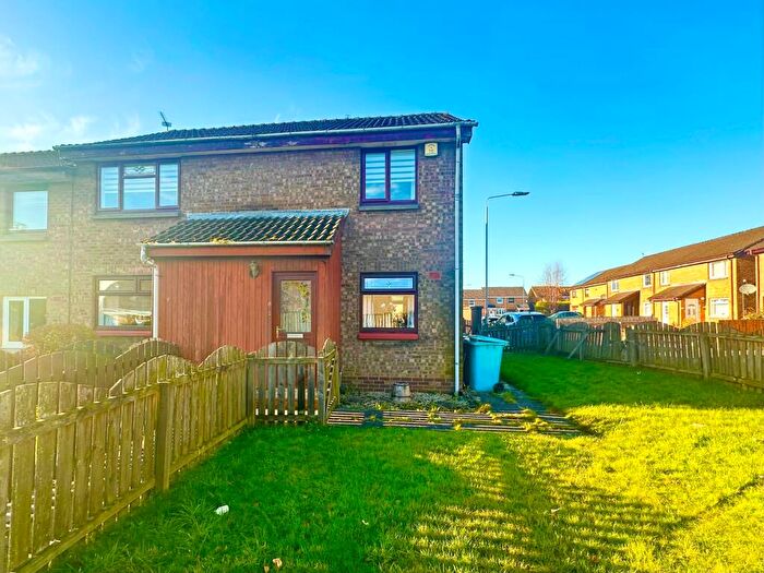 2 Bedroom Apartment To Rent In Brandon Way, Coatbridge, ML5