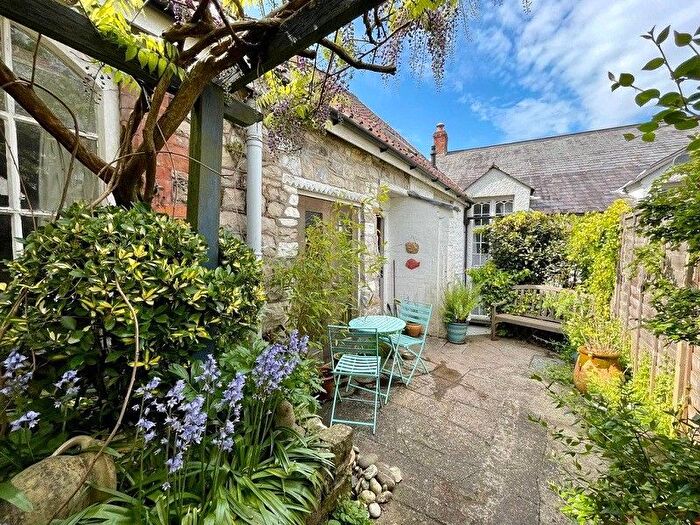 4 Bedroom Semi Detached House For Sale In High Street, Banwell, North Somerset., BS29