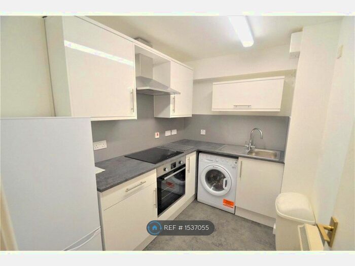 1 Bedroom Flat To Rent In Midland Court, Birmingham, B3