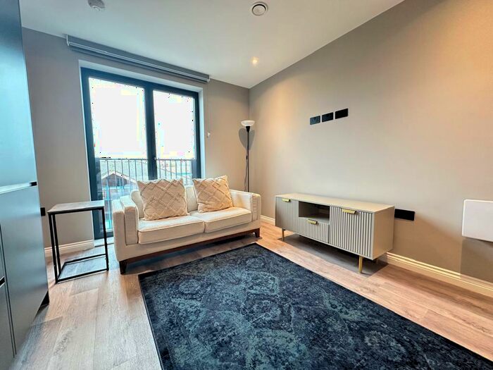 1 Bedroom Apartment To Rent In Springwell Gardens, Springwell Road, Leeds, LS12