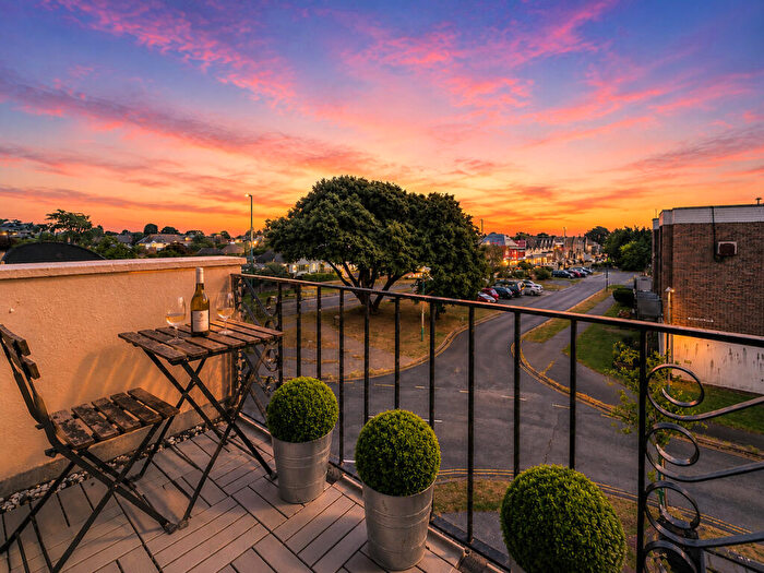 2 Bedroom Apartment For Sale In Arundel Garden, Rustington, BN16
