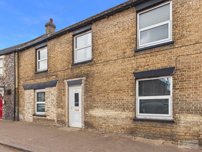 3 Bedroom Semi-Detached House For Sale In High Street, Lakenheath, IP27