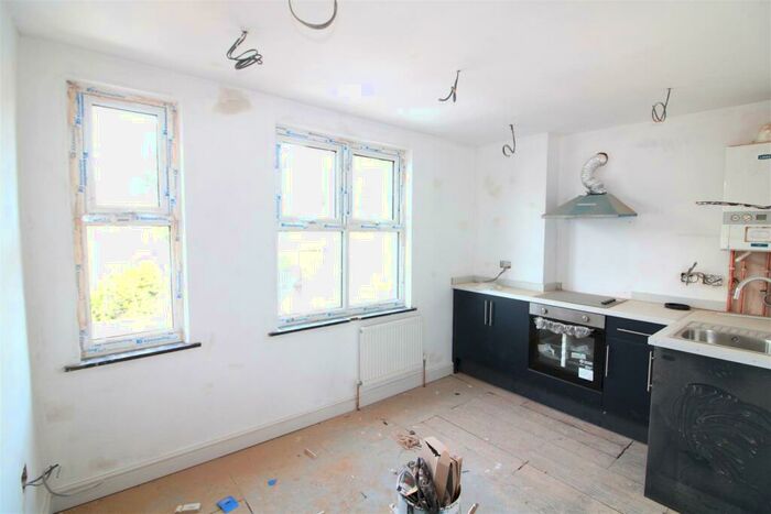 2 Bedroom Apartment To Rent In Park Road, Nottingham, NG7