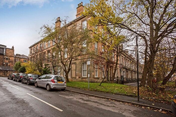 5 Bedroom Flat To Rent In Ruskin Place, Kelvinbridge, Glasgow, G12