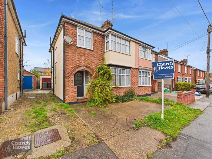 3 Bedroom Semi-Detached House For Sale In Washington Road, Maldon, CM9